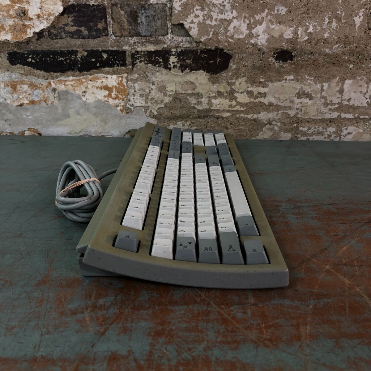 Silicon Graphics SGI Keyboard Granite 062-0002-001 RT6856T Silicon Graphics SGI Keyboard Granite 062-0002-001 RT6856T