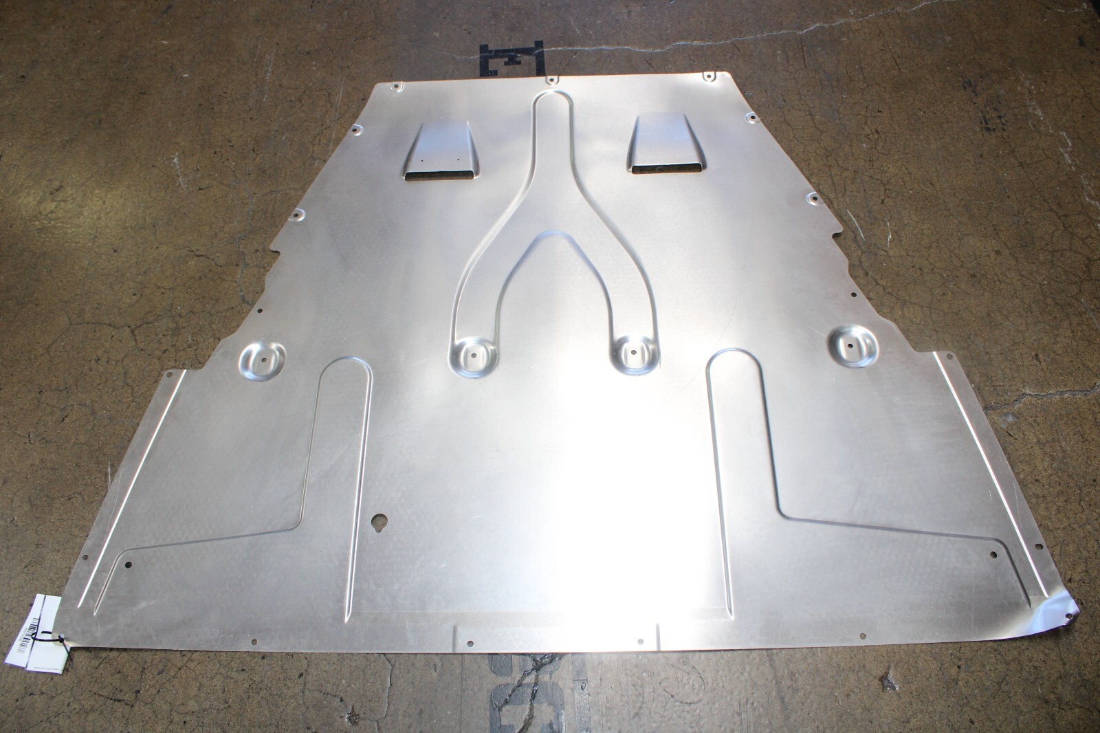 McLaren MP4-12C, Rear Main Lower Under Tray, Metal, Dmg, N/O Stock, 11A4747CP
