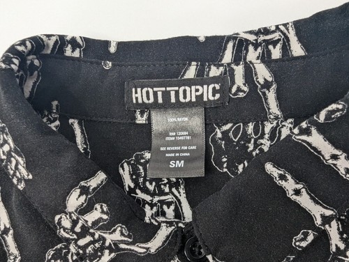 Hot Topic Shirt Men's Small Black Skeleton Hands Button Short Sleeve Gothic - Picture 6 of 8