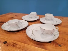 Vintage Set of 4 Tea Cups and 9" Serving Plates Marked Laurel China
