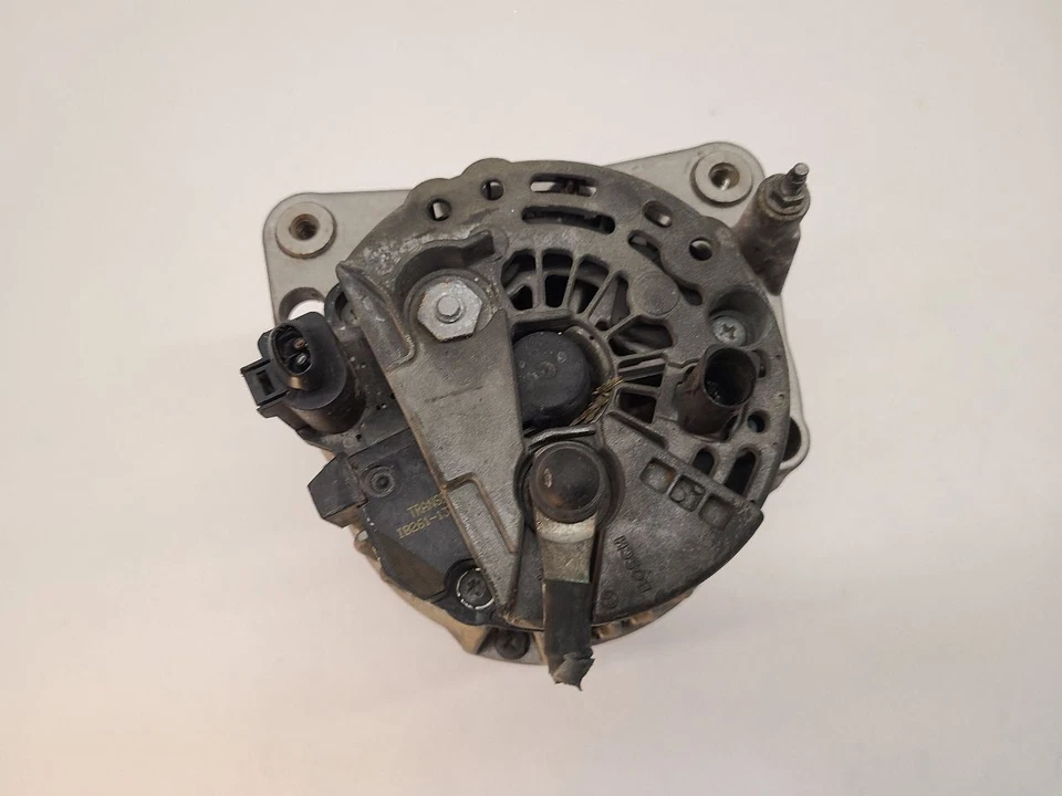 Alternador Volkswagen Golf 1999-11 ciudad Canadá solo 90 amperios 021903025 Foto 2 de 4