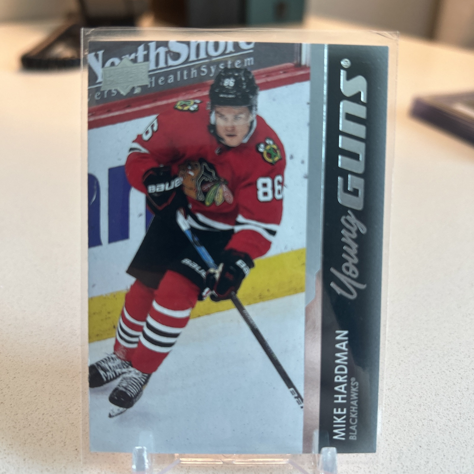 2021-22 Upper Deck Series 1 - Young Guns Mike Hardman #208 (RC)
