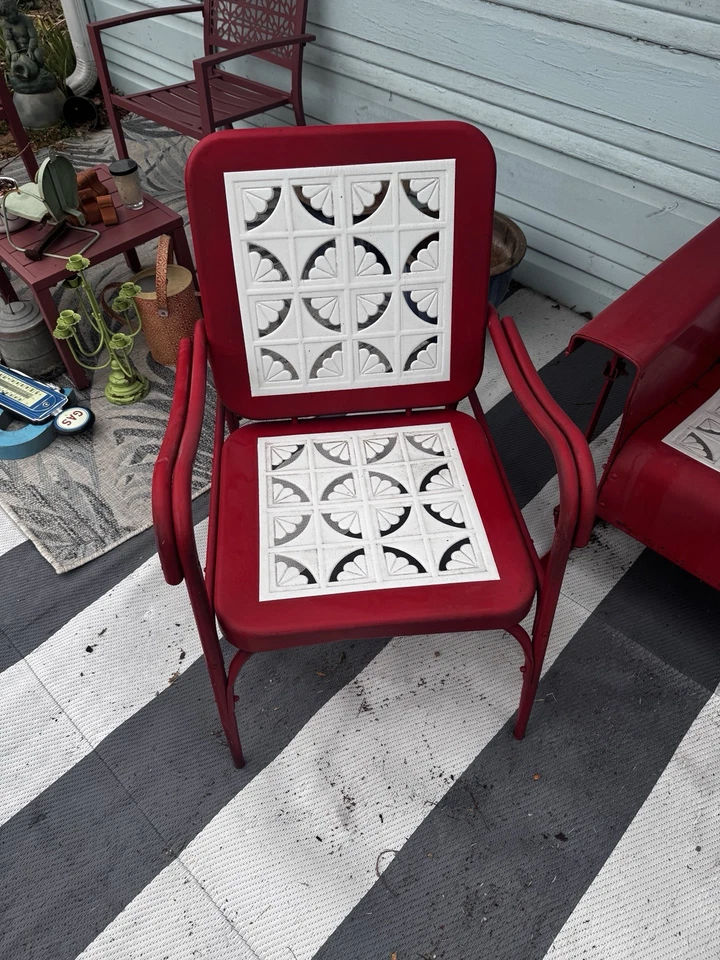 1950’s Vintage Glider Bench  And Chairs - Image 3 of 4