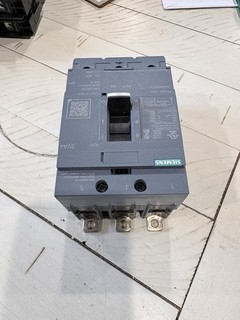 SIEMENS 3Pole 60a Breaker 3VA4160 6ED34 0AA0 New Take Out
