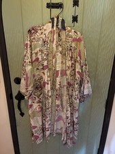 Vintage short ladies Kimono RobeM Hand Printed Village Made in Japan W Belt