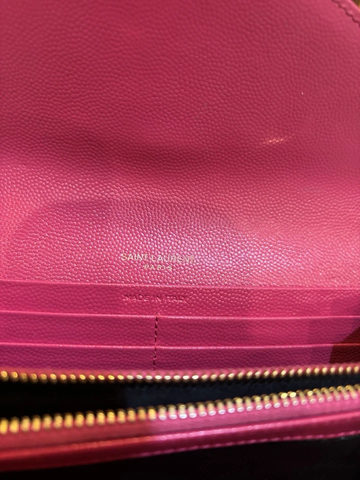 YSL Saint Laurent Hot Pink Wallet with Gold Hardware Excellent Condition - Image 4 of 4