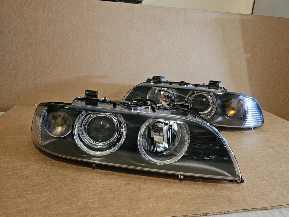 01-03 Conjunto de faros de xenón BMW E39 540i 525i 530i M5, OEM Euro Set de L&R Foto 3 de 4