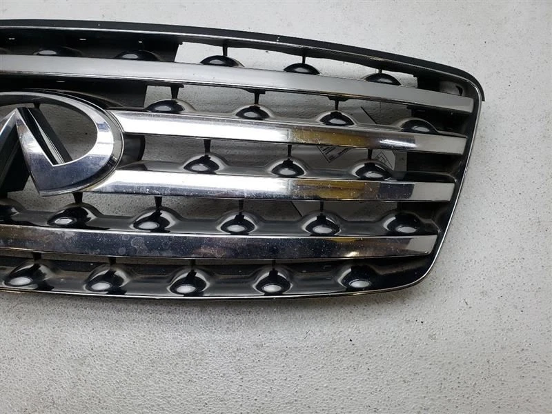 Верхняя хромированная решетка для Infiniti FX35 FX45 2003 2004 2005 годов выпуска от оригинального производителя 62310-CG000 - Изображение 4 из 4
