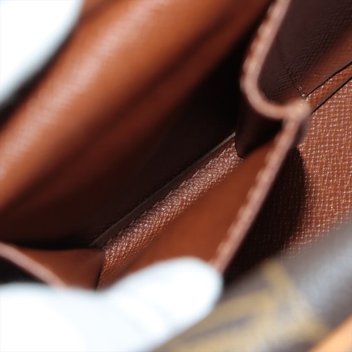Louis Vuitton Monogram Cite MM - Foto 13 di 14