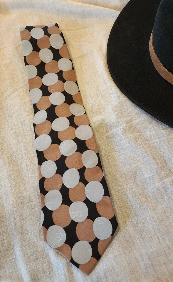 Corbata de seda Dolce & Gabbana negra con lunares 100 % seda Italia nueva sin etiquetas Foto 3 de 4