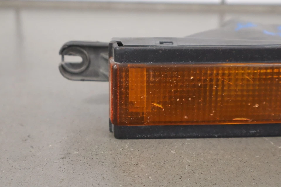 Luz indicadora 1986-1988 Toyota Supra MA70 (7MGE não turbo) montada na válvula esquerda - Imagem 2 de 4