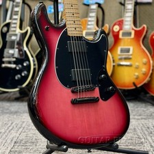 MUSIC MAN StingRay HT -Raspberry Burst- Prodotto nel 2023 con Gain Boost Inox F