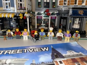 Lego Creator: Assembly Square (10255) 4002 Pcs. Generic Bricks. **Please Read!**