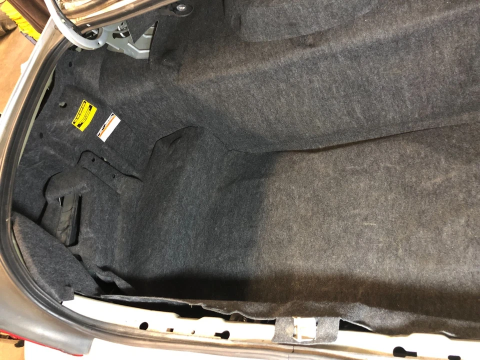 Alfombra de maletero Mercury Grand Marquis 2001 forro Ford Crown Victoria 1998-2011 Foto 4 de 4