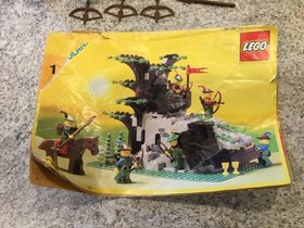 VINTAGE LEGO‼️CAMOUFLAGED OUTPOST‼️6066‼️PARTIALLY COMPLETE W/ INSTRUCTIONS