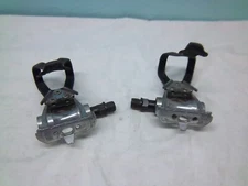 Wellgo LU-209 Road Bike Aluminum 9/16" Toe Clip Pedals - Silver