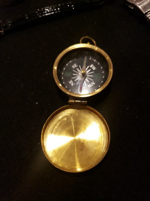 Antique brass pocket compass retro nostalgic outdoor mountaineering compass