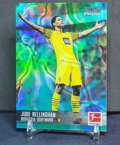 Jude Bellingham [Aqua Refractor] #31 2021 Stadium Club Chrome Bundesliga card
