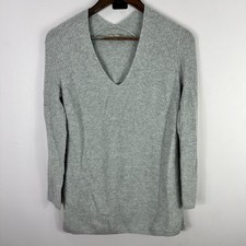 LOFT Sweater XS Gray V-Neck Ribbed Merino Wool Blend Minimalist Cozy Chic