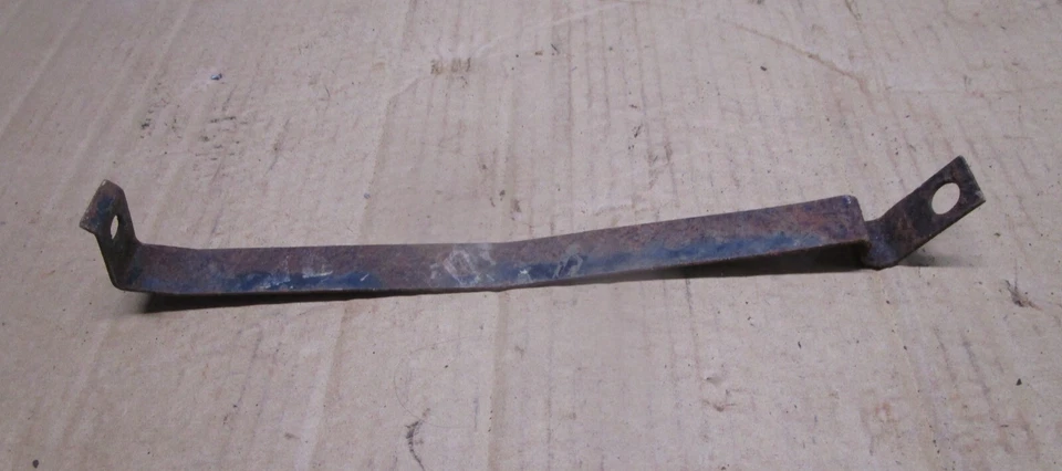 Soporte de placa de inspección trasera OEM para camioneta Chevy GMC 73-87 Foto 4 de 4