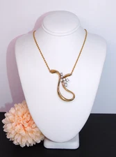 Vintage TRIFARI Gold Tone & Rhinestone Geometric Pendant Chain Necklace