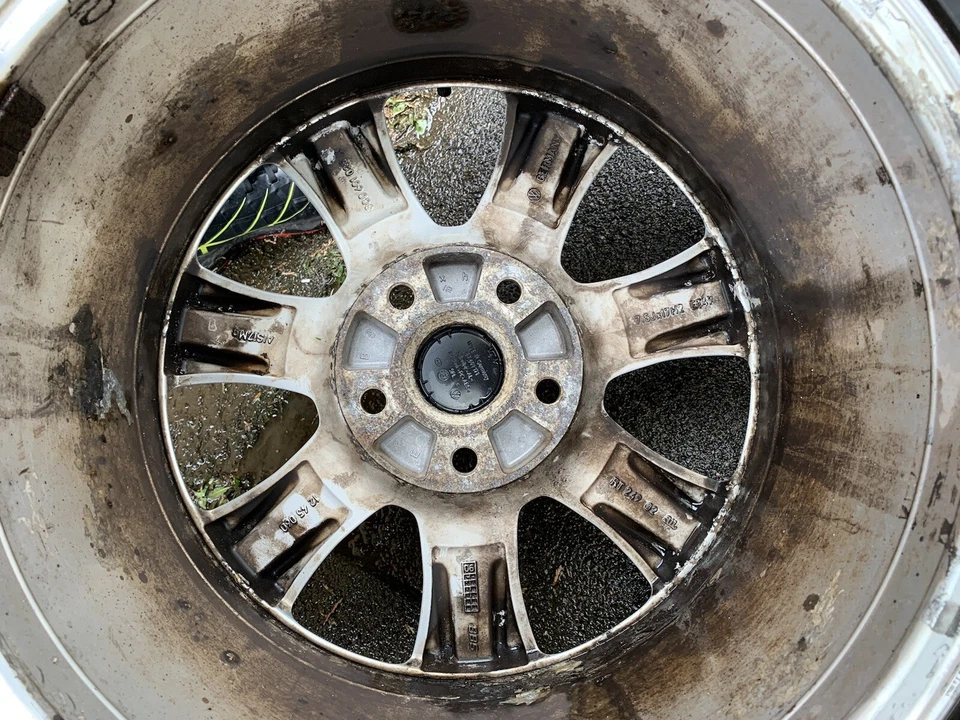 4er Satz Sommerreifen + Felgen 235 45 r17 von VW EOS gebraucht, Profil gut - Bild 3 von 4