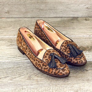 $650  * worn 1x * GRAVATI Women's 6 M Marios 4552 Leopard Print * add $15 Trees