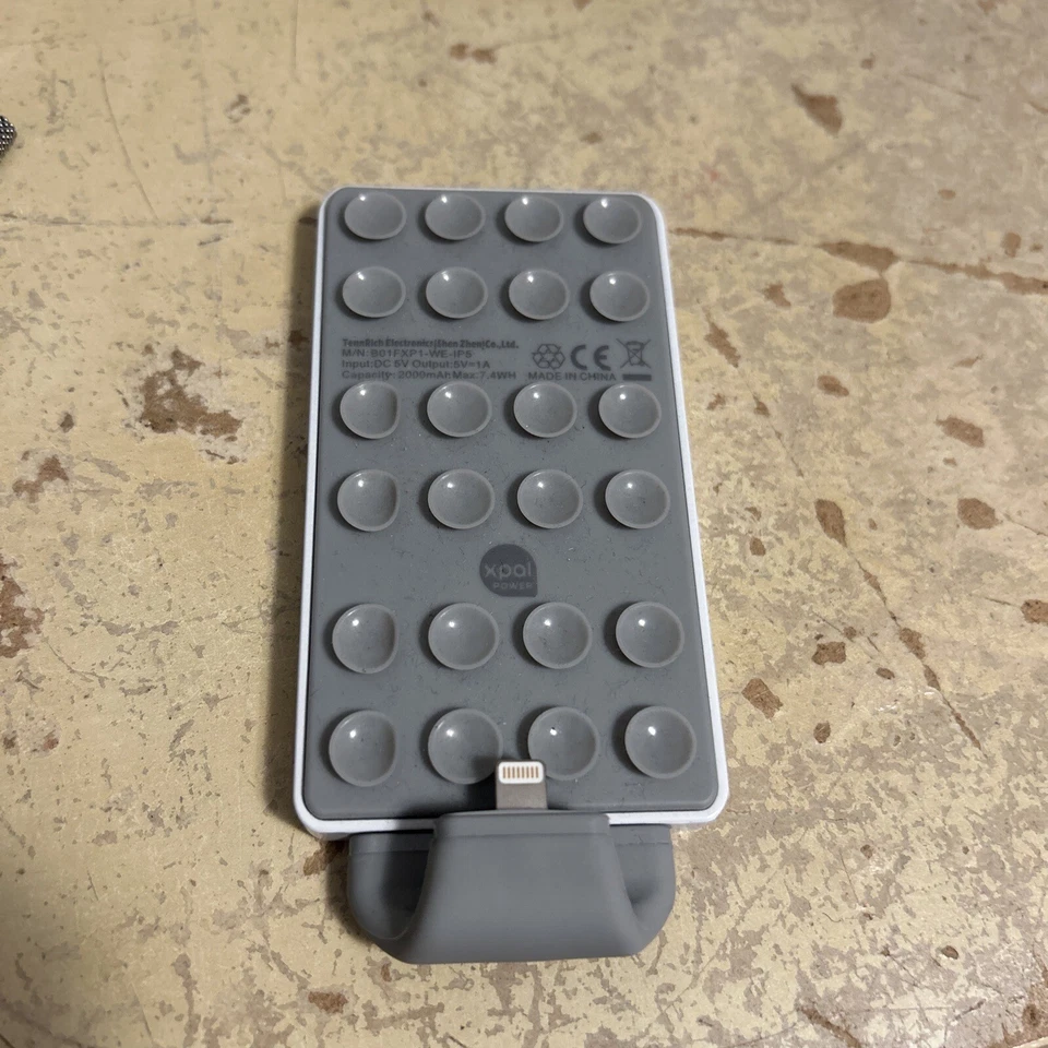 CARGADOR BATERÍA IPHONE POWERSKIN VENTOSA 2000mAh BLANCO Foto 2 de 3