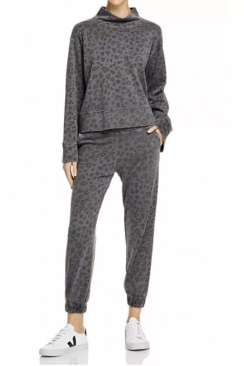 Sundry leopard sales sweatpants