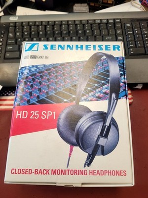 NEW OPEN BOX  Sennheiser HD 25 LIGHT Monitor Headphones HD 25 SP1 (BR)