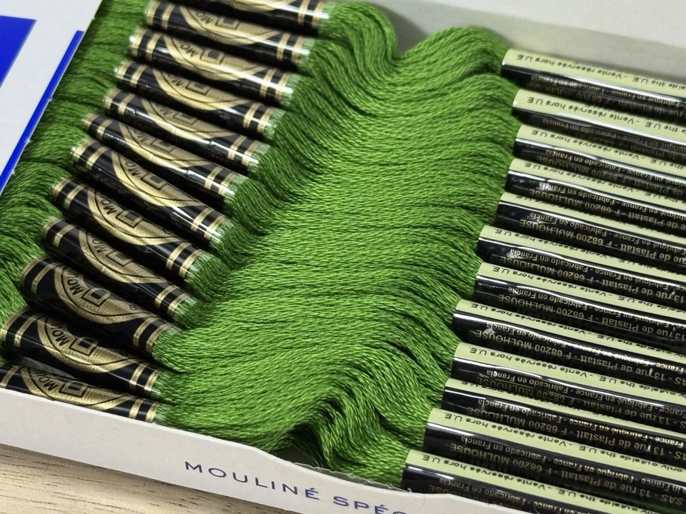 ✅ 2 Boxes ✅NEW ✅DMC 25 EMBROIDERY FLOSS ✅MOULINE ✅FRANCE ✅100% COTTON ✅#995 - Image 2 of 4