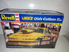 REVELL 85-7678 MODEL - 1/25 - JEG'S OLDS CUTLASS PRO STOCK - NEW SEALED