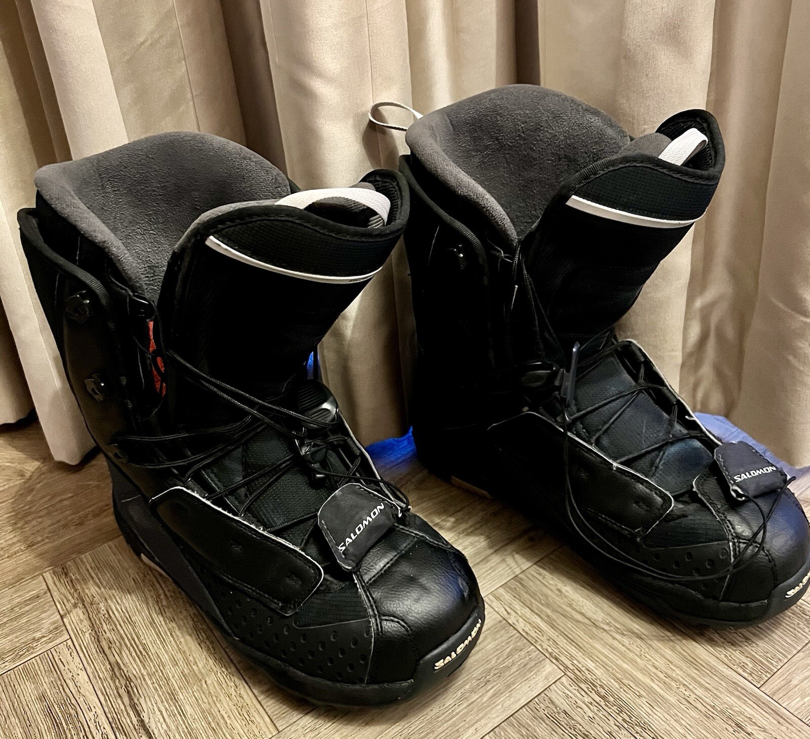 Stivali da snowboard Salomon taglia 8 9. Unisex.