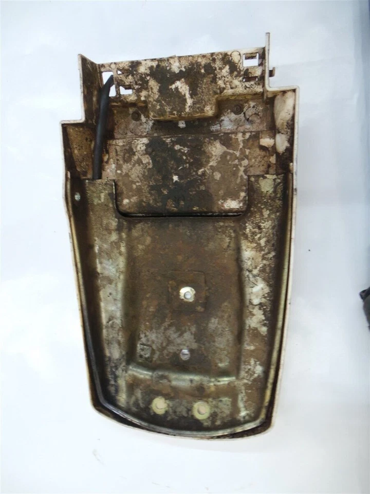 82 83 GUARDABARROS TRASERO YAMAHA XT125 XT200 15A-21611-00-00 Foto 4 de 4