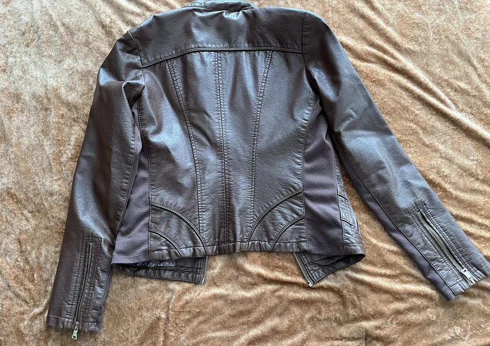 Guess Women’s Leather Brown Jacket Size Small - Image 3 of 4