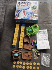 Shark Mania! Chomping Race Board Game Rare 2014 SpinMaster COMPLETE