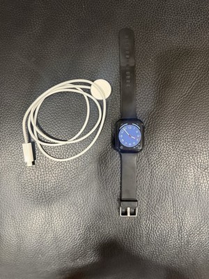 Apple Watch Series 8 45mm Midnight Aluminum/Black Silicone Band/GPS/Touch Screen