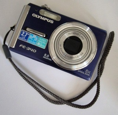 Olympus FE-340 Digitalkamera 8MP 5x Zoom funktionstüchtig mit Zubehörpaket