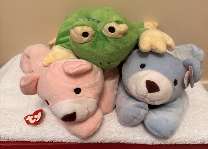 3 Ty Pillow Pals Collection Blue Bear Huggy Pink Bear Snuggy Ribbit Frog