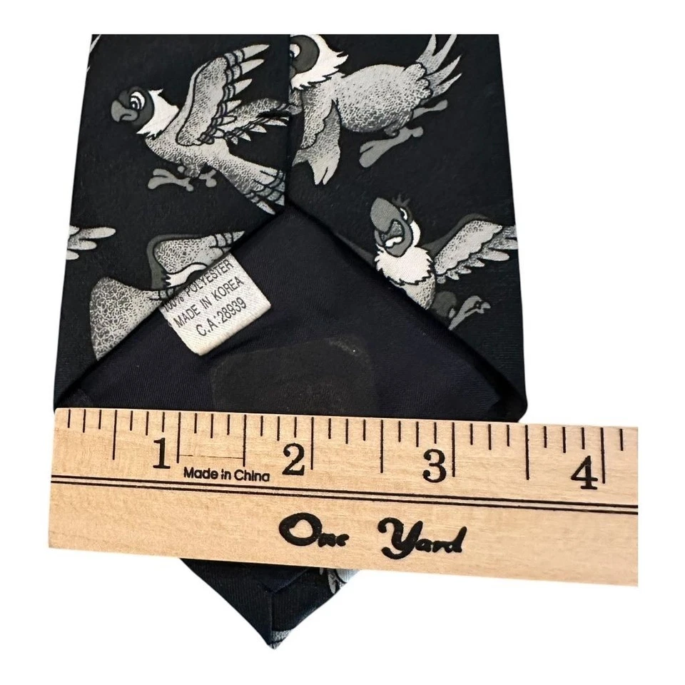 Corbata para hombre Aldo Viaconti negra con estampado de loro con detalles plateados Foto 4 de 4