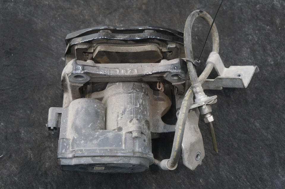 Rear Left Brake Caliper Black OEM 1420641-00-A Tesla Model S X Plaid 2021-2023 - Image 3 of 4