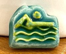 Belle Fève Sport Natation Stylisé Vert ⭐Galette des rois French charm