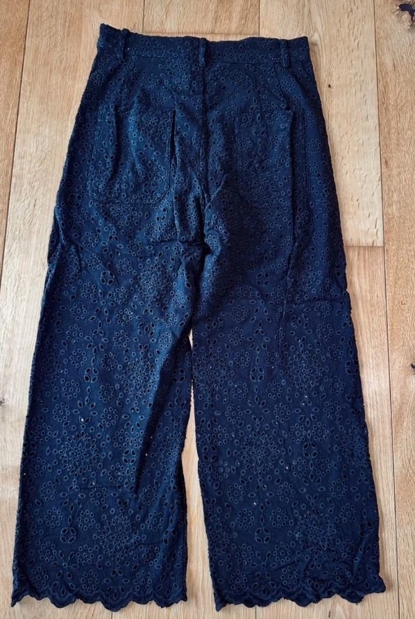 ZARA BLACK EMBROIDERED CUTWORK TROUSERS SIZE Small  sold Out image 9