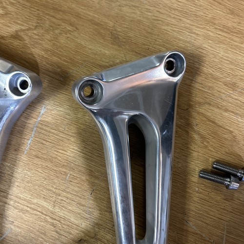 1998 Honda VTR 1000 F Superhawk Rear Passenger Foot Peg Rest Left Right - Picture 7 of 17