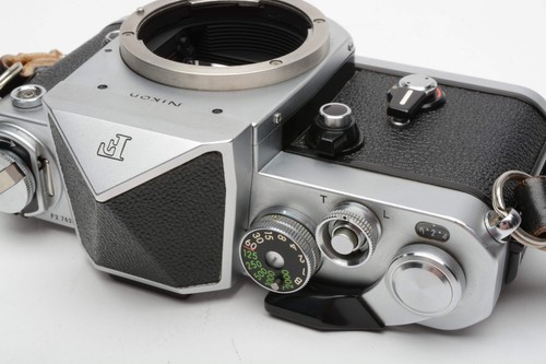Nikon F2 35mm Spiegelreflex Body mit F Sucher, sehr gepflegt & präzise, zeitlos - Bild 10 von 13