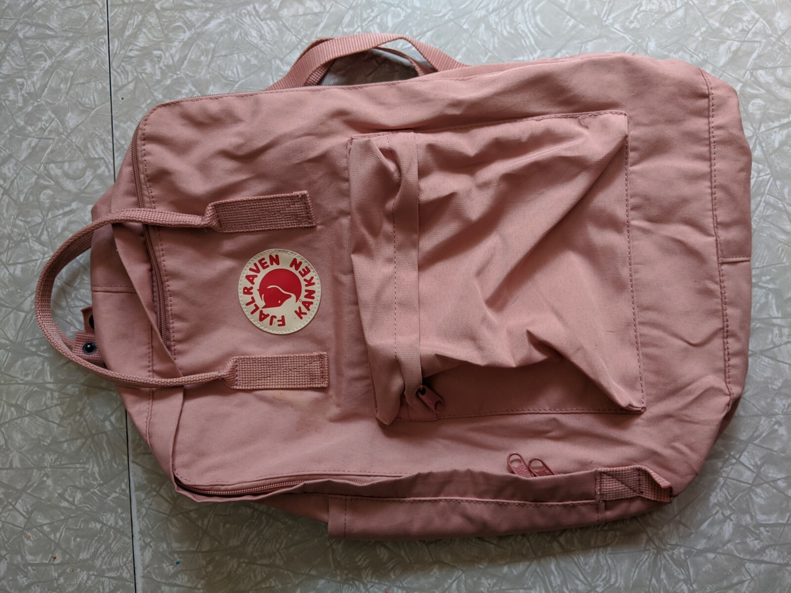 fjallraven maxi kanken backpack