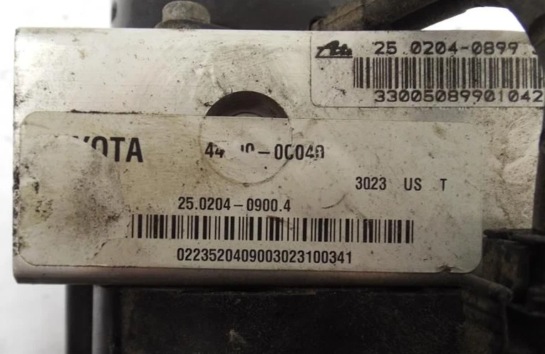 2001-2003 Toyota Tundra ABS Anti-lock Brake Pump Assembly OEM - Image 3 of 4