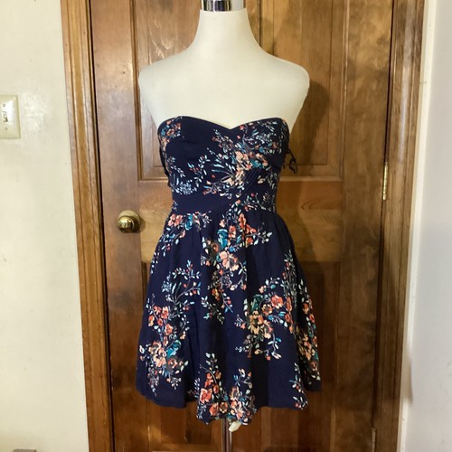 Kimchi Blue Grecian Strapless Dress SA ASO Elena Gilbert Size Small TVD - Picture 2 of 4