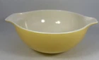 Vintage #443 Pyrex Yellow Cinderella Nesting Mixing Bowl  2 1/2 QT. PYREX Used