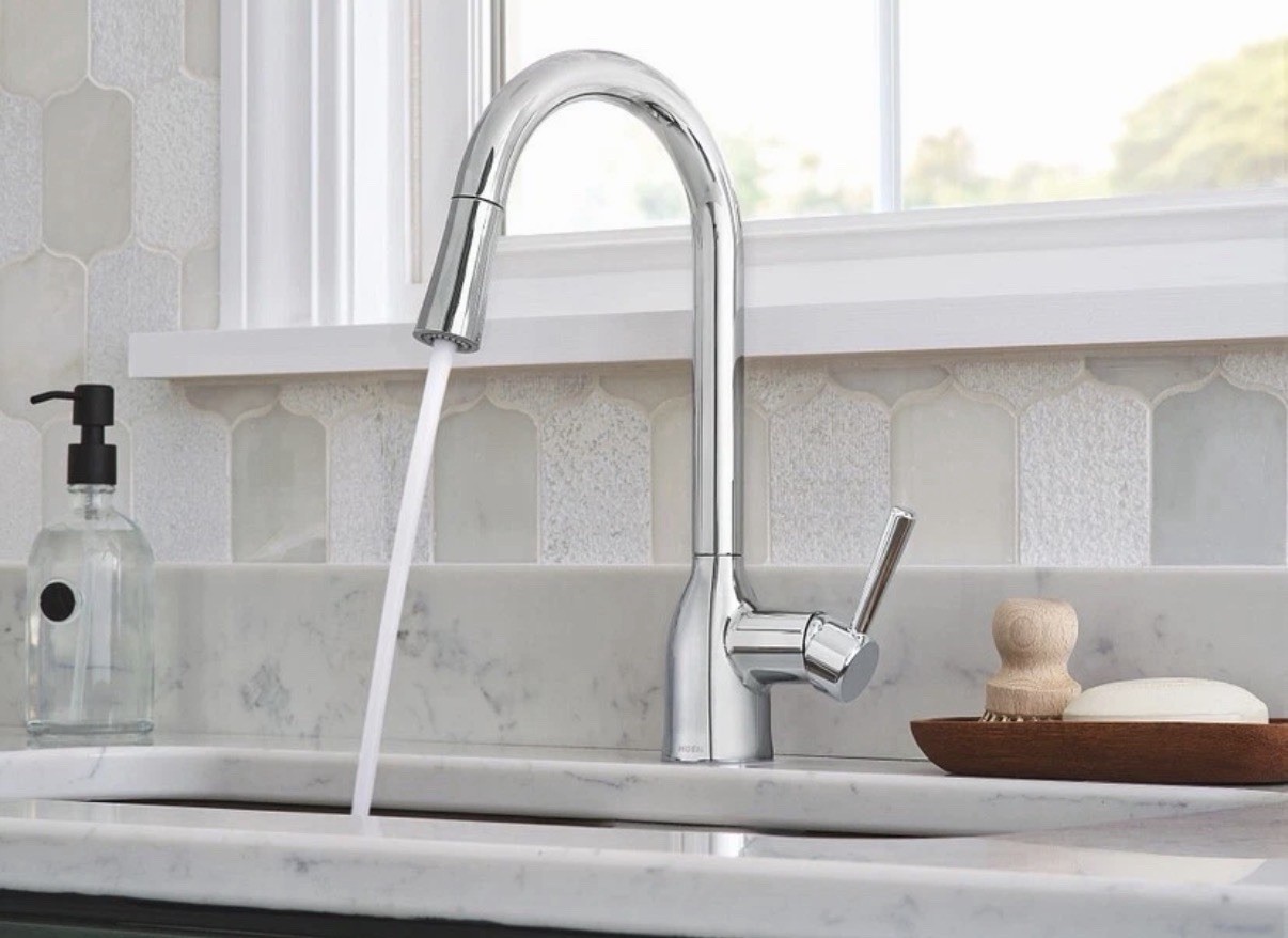Moen Adler 87233 Pull-down Kitchen Faucet With Chrome Finish